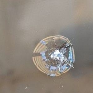 Bullseye chip in a windscreen